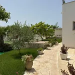 Stella Salento Karin Couette-café 4*