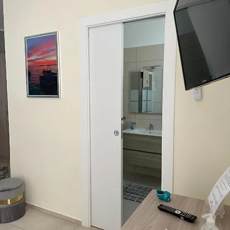 Oda ve Kahvaltı Stella Salento Karin Porto Cesareo