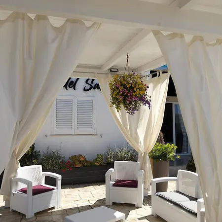 Bed & Breakfast Stella Salento Karin 4*