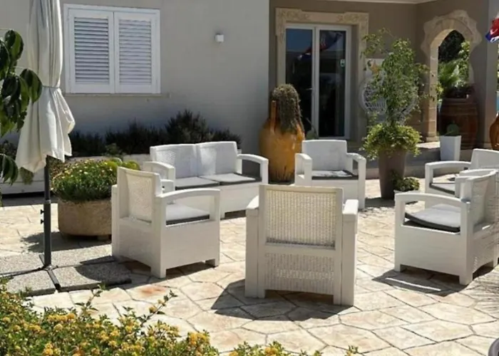 Oda ve Kahvaltı Stella Salento Karin Porto Cesareo